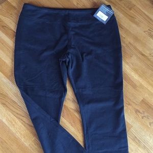 Eddie Bauer’s Girl on the Go Transdry legging